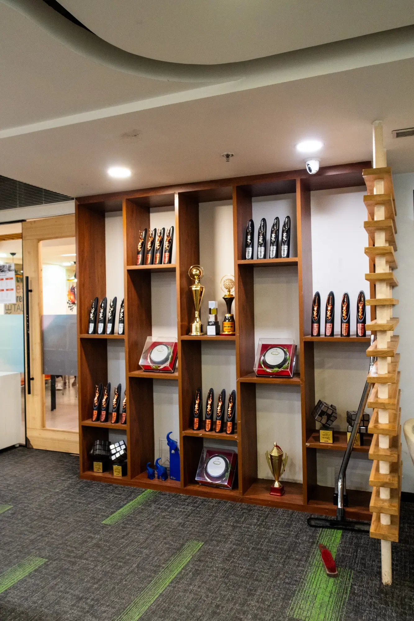 Dentsu (1)